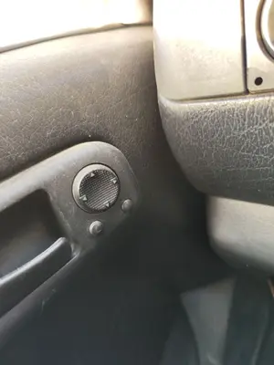 Foto de MANDO RETROVISOR VOLKSWAGEN GOLF III (1H1)(11.1991) 1.9 TDI (110 CV / 81 KW)