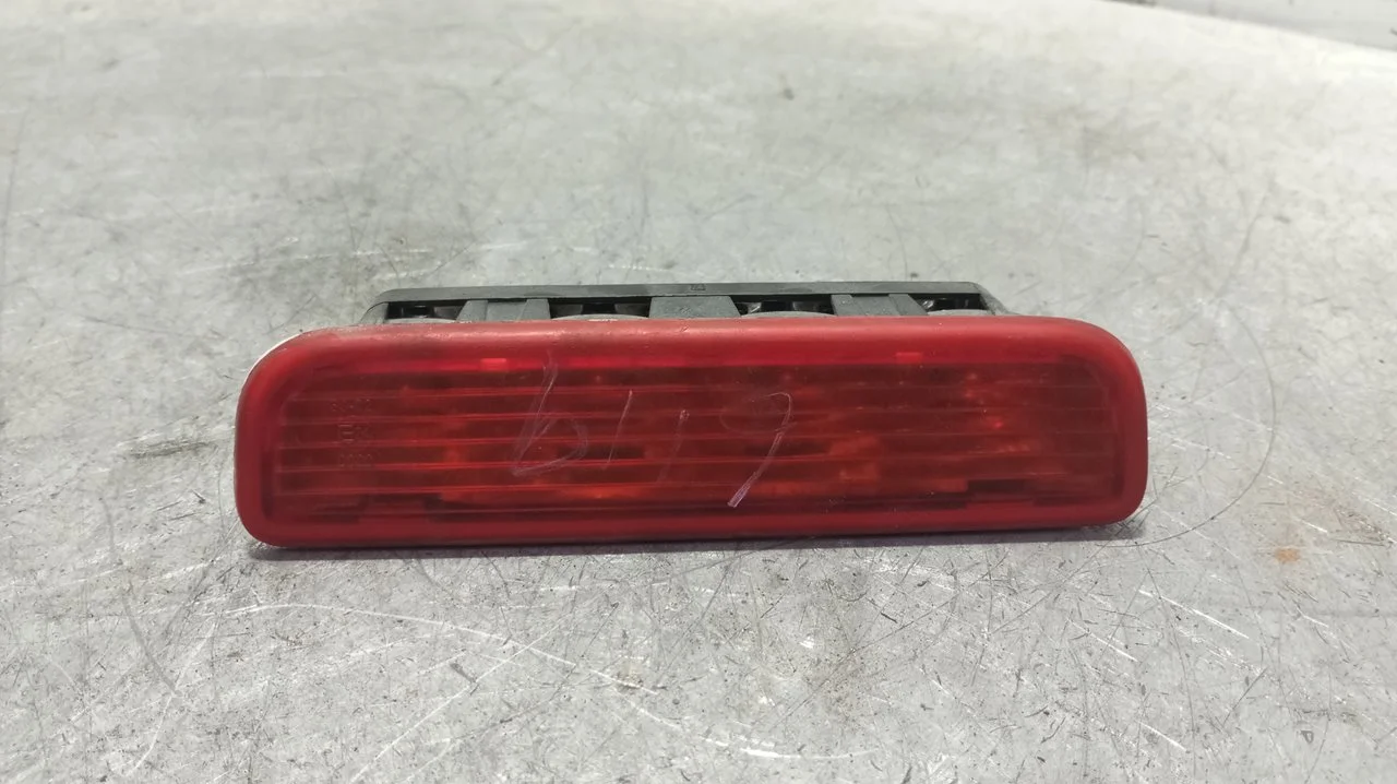 Foto de LUZ CENTRAL DE FRENO FIAT III FIORINO (225) 1.3 16V JTD CAT (75 CV / 55 KW) referencia 1353214080