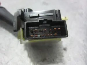 Foto de MANDO LUCES KIA CERATO (LD) 1.6 CAT (105 CV / 77 KW) referencia LD4813AA foto 2