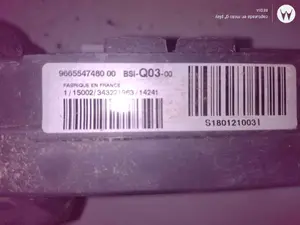 Foto de CAJA RELES / FUSIBLES CITROEN C4 BERLINA 1.6 e-HDi FAP (114 CV / 84 KW) referencia 9665547480 foto 6