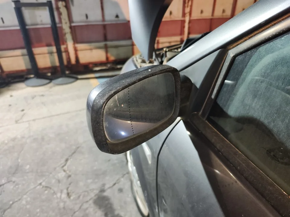 Foto de RETROVISOR IZQUIERDO RENAULT SCENIC II (JM) 1.9 dCi Diesel (120 CV / 88 KW) referencia 7701068384