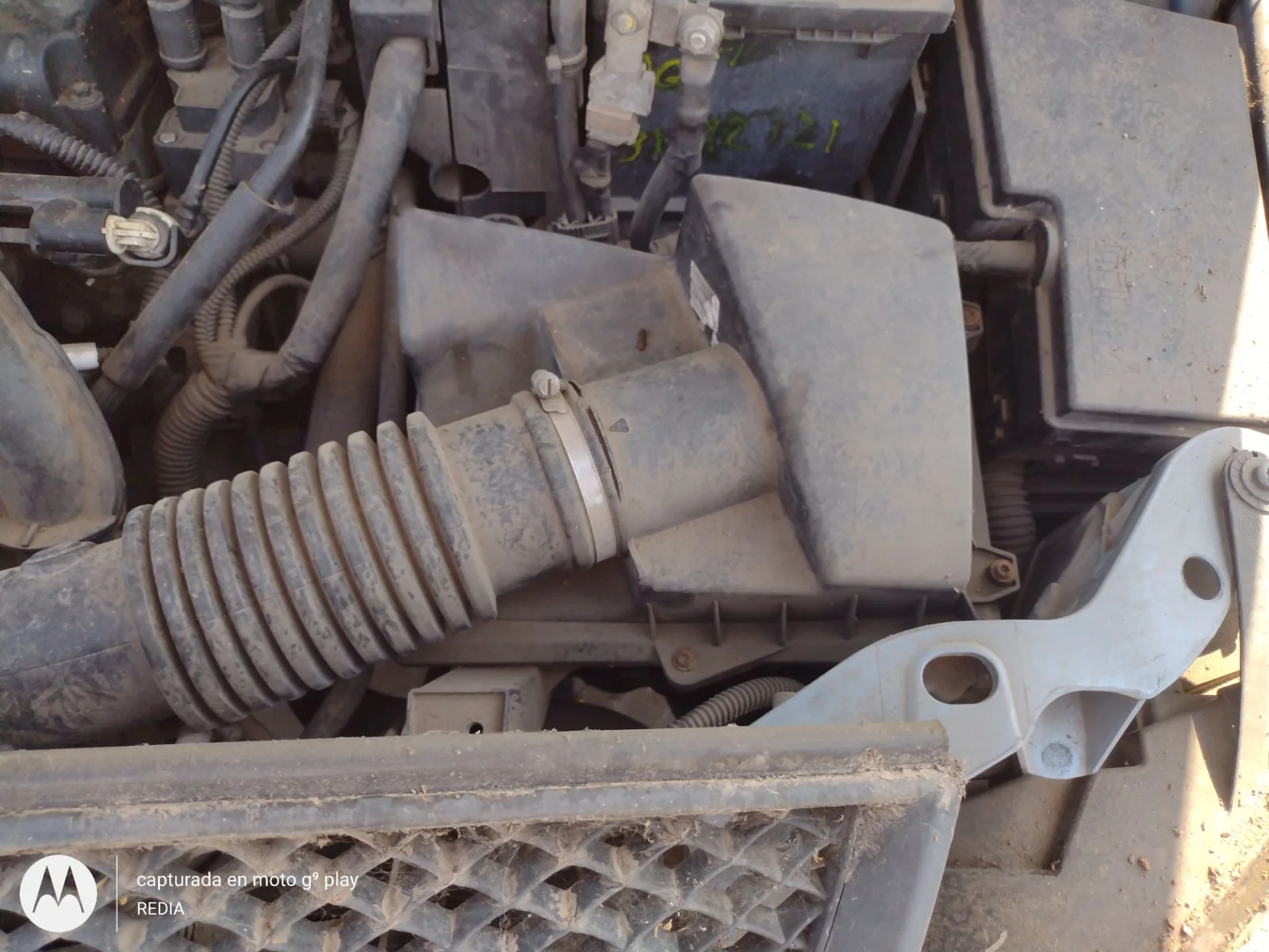 Foto de CAJA FILTRO AIRE FORD FOCUS SPORTBREAK (CAP) 1.6 16V CAT (101 CV / 74 KW)
