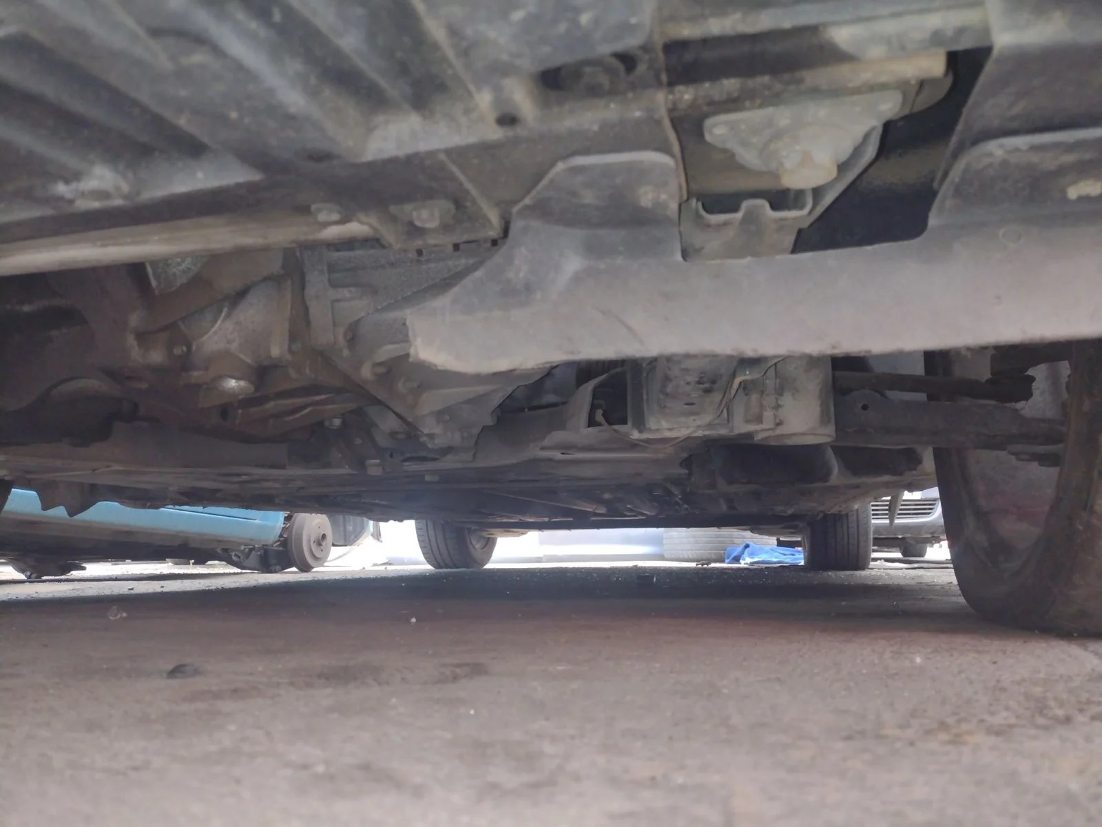 Foto de BARRA ESTABILIZADORA DELANTERA RENAULT MEGANE III BERLINA 5P 1.6 16V CAT (101 CV / 74 KW) referencia 546110003R