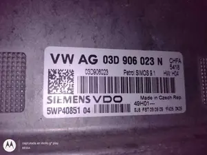 Foto de CENTRALITA MOTOR UCE SKODA FABIA COMBI (5J5) referencia 03D906023N foto 4
