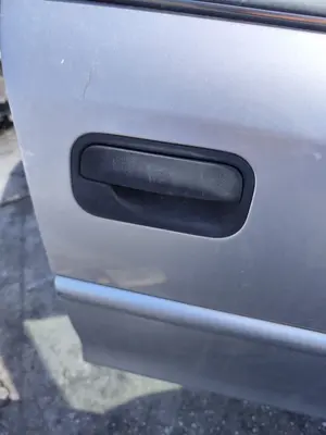 Foto de MANETA EXTERIOR DELANTERA DERECHA OPEL VECTRA B BERLINA 2.0 DTI (101 CV / 74 KW) referencia 9192221