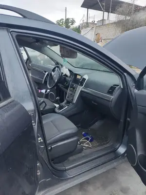 Foto de GOMAS CONTORNO PUERTA CHEVROLET CAPTIVA 2.0 Diesel CAT (150 CV / 110 KW)