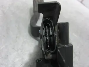 Foto de POTENCIOMETRO PEDAL CITROEN NEMO 1.4 (73 CV / 54 KW) referencia 0280755105 foto 3