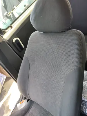 Foto de ASIENTO DELANTERO DERECHO OPEL COMBO (CORSA C) 1.3 16V CDTI CAT (Z 13 DT / LN9) (69 CV / 51 KW) foto 2