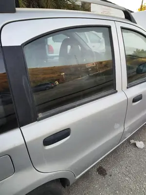 Foto de LUNA TRASERA DERECHA FIAT II PANDA (169) 1.2 CAT (60 CV / 44 KW)