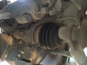 Foto de MANGUETA DELANTERA DERECHA TOYOTA YARIS (KSP9/SCP9/NLP9) 1.4 Turbodiesel CAT (90 CV / 66 KW)