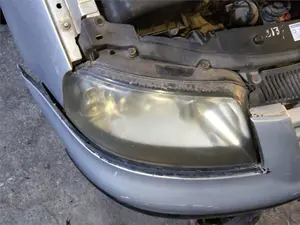 Foto de FARO DERECHO SEAT ALHAMBRA (7V9)