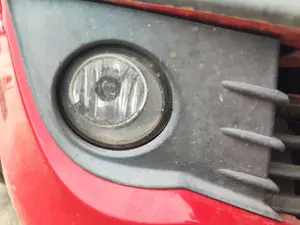 Foto de FARO ANTINIEBLA DERECHO RENAULT CLIO III 1.5 dCi Diesel CAT (86 CV / 63 KW)