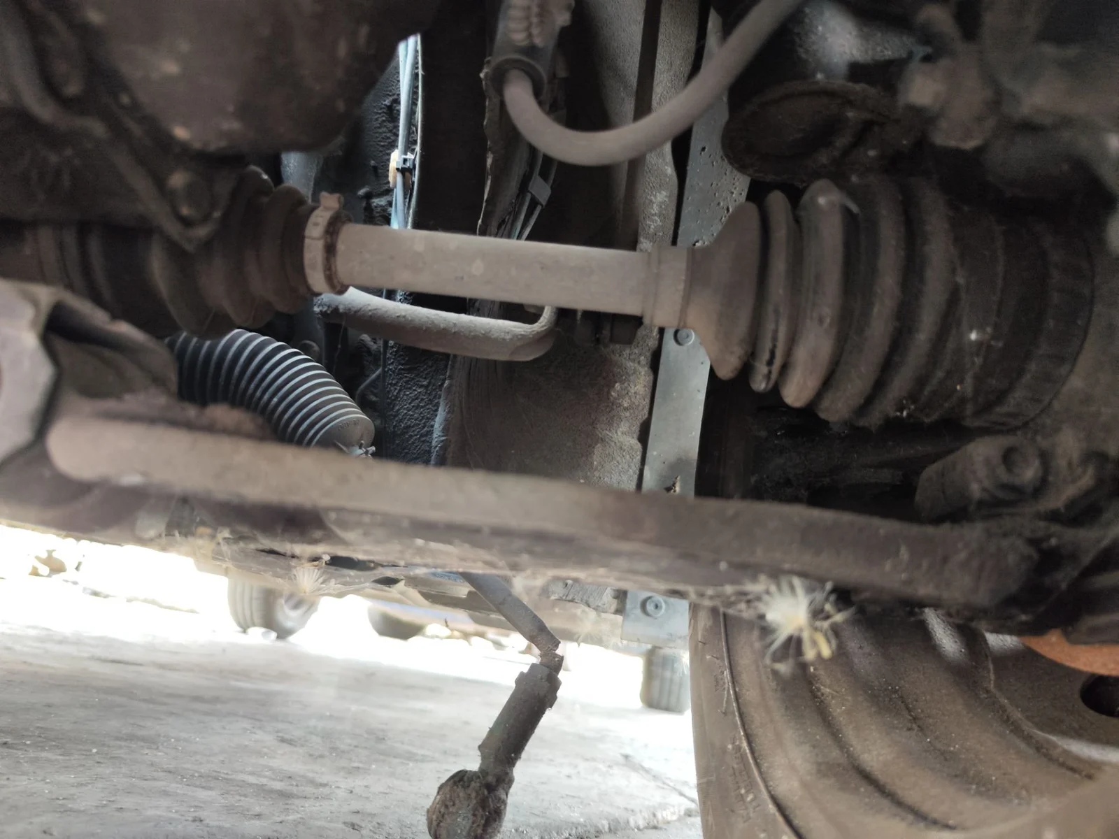 Foto de BARRA ESTABILIZADORA DELANTERA OPEL CORSA C 1.2 16V CAT (Z 12 XE / LW4) (75 CV / 55 KW) referencia 24403522
