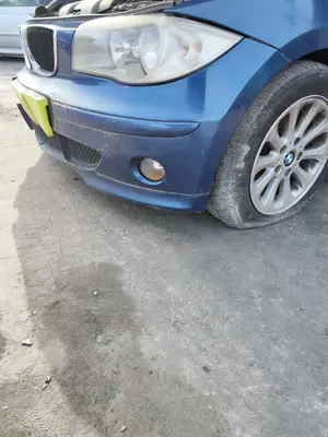 Foto de PARAGOLPES DELANTERO BMW SERIE 1 BERLINA (E81/E87) 2.0 16V Diesel CAT (122 CV / 90 KW) foto 3