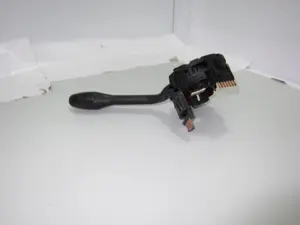 Foto de MANDO INTERMITENTES VOLKSWAGEN GOLF III (1H1)(11.1991) 1.9 TDI (90 CV / 66 KW) referencia 0C88S97 foto 4