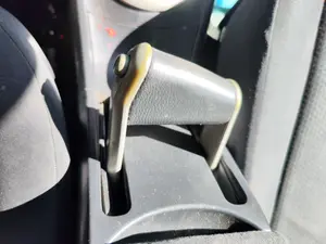 Foto de PALANCA FRENO RENAULT MEGANE II BERLINA 5P 1.5 dCi Diesel (101 CV / 74 KW)