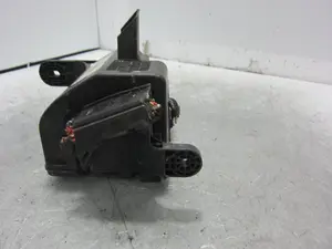 Foto de CAJA RELES / FUSIBLES PEUGEOT 206 1.6 (88 CV / 65 KW) referencia 9638726280 foto 2