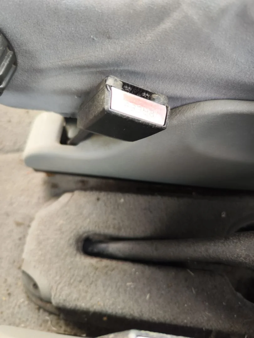 Foto de PRETENSOR AIRBAG IZQUIERDO RENAULT SCENIC I (JA...) 1.4 CAT (95 CV / 70 KW)