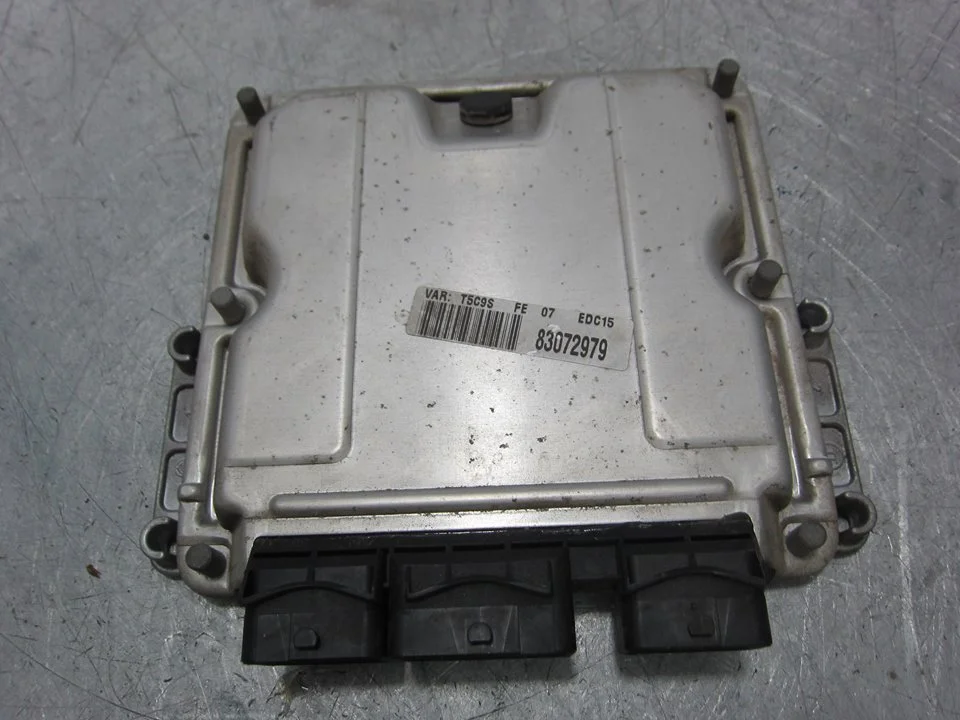Foto de CENTRALITA MOTOR UCE PEUGEOT 307 BREAK / SW (S1)(04.2002) 2.0 HDi FAP CAT (107 CV / 79 KW) referencia 9647472780