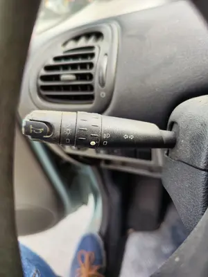 Foto de MANDO INTERMITENTES CITROEN XSARA PICASSO 2.0 HDi CAT (RHY / DW10TD) (90 CV / 66 KW)