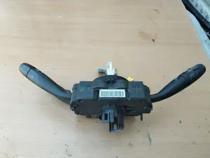 Foto de MANDO MULTIFUNCION CITROEN C5 BERLINA 2.0 HDi (109 CV / 80 KW) referencia 12273137 foto 2