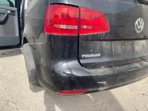 Foto de PARAGOLPES TRASERO VOLKSWAGEN TOURAN (1T3) 1.6 TDI DPF (105 CV / 77 KW)