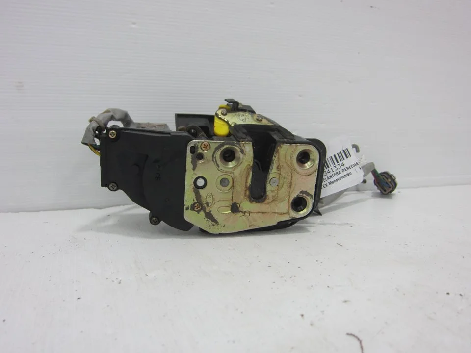 Foto de CERRADURA PUERTA DELANTERA DERECHA KIA CARENS (RS) 2.0 Turbodiesel CAT (113 CV / 83 KW)