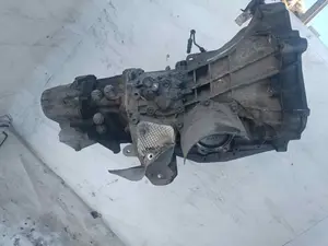 Foto de CAJA CAMBIOS AUDI A6 BERLINA (4B2) referencia 01e300049T foto 3