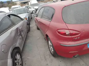 Foto de PUERTA TRASERA IZQUIERDA ALFA ROMEO 147 (190) 1.6 16V CAT (105 CV / 77 KW) referencia 0046559339