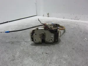 Foto de CERRADURA PUERTA DELANTERA DERECHA CITROEN NEMO 1.4 HDi (68 CV / 50 KW) referencia 1354706080