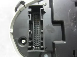 Foto de CUADRO INSTRUMENTOS FORD FIESTA (CNN) 1.25 16V CAT (82 CV / 60 KW) referencia C1BT10849EAU foto 3