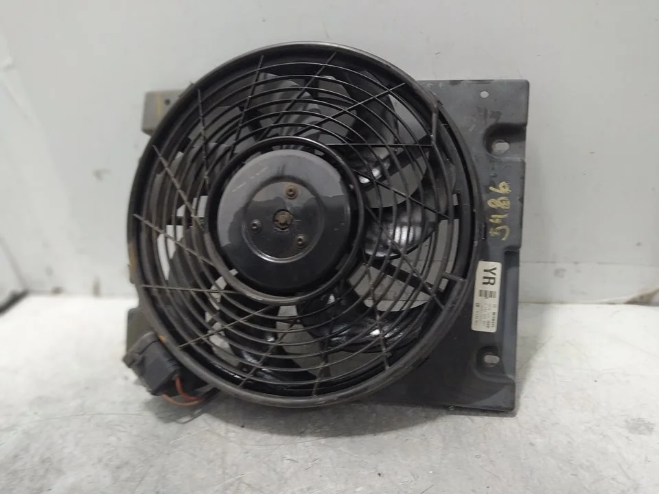 Foto de ELECTROVENTILADOR RADIADOR AIRE ACONDICIONADO OPEL ZAFIRA A 1.8 16V CAT (116 CV / 85 KW) referencia 0130303837