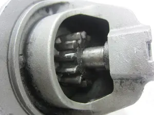 Foto de MOTOR ARRANQUE OPEL ASTRA H BERLINA referencia 950080050 foto 4