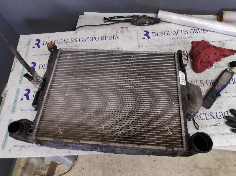 Foto de RADIADOR AGUA BMW SERIE 3 BERLINA (E30)