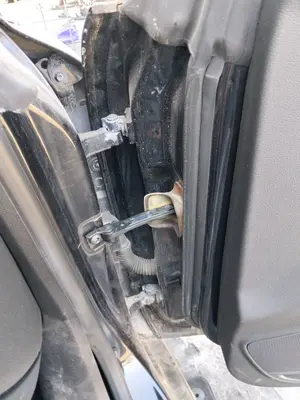Foto de RETENEDOR PUERTA AUDI A5 COUPE (8T) 1.8 16V TFSI (170 CV / 125 KW)