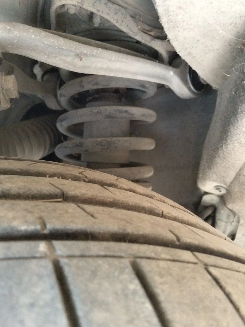 Foto de AMORTIGUADOR DELANTERO DERECHO AUDI A4 AVANT (8E) 1.9 TDI (131 CV / 96 KW) referencia 8E0413031CK