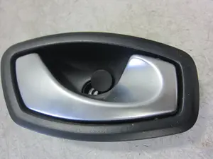 Foto de MANETA INTERIOR DELANTERA DERECHA RENAULT CLIO IV referencia 826720001R