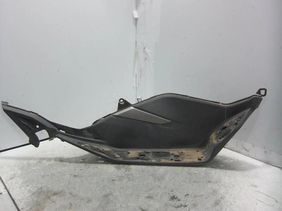 Foto de ESTRIBERA DERECHA HONDA PCX 125 125 cm3 - 9 kW (12 CV / 9 KW) referencia 64311-K97-T000