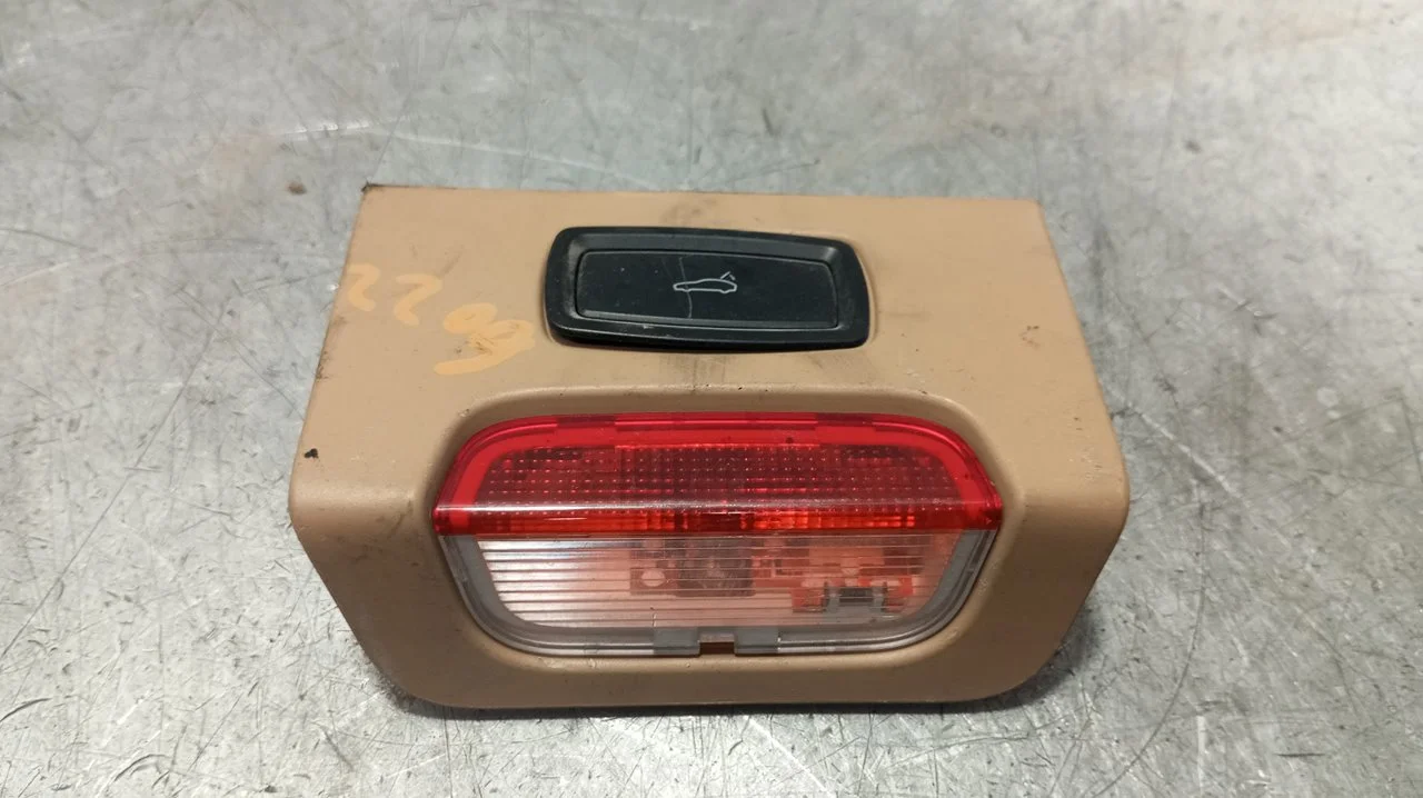 Foto de INTERRUPTOR PORSCHE CAYENNE (TIPO 92A) 4.8 V8 CAT (400 CV / 294 KW) referencia 7PP959832F