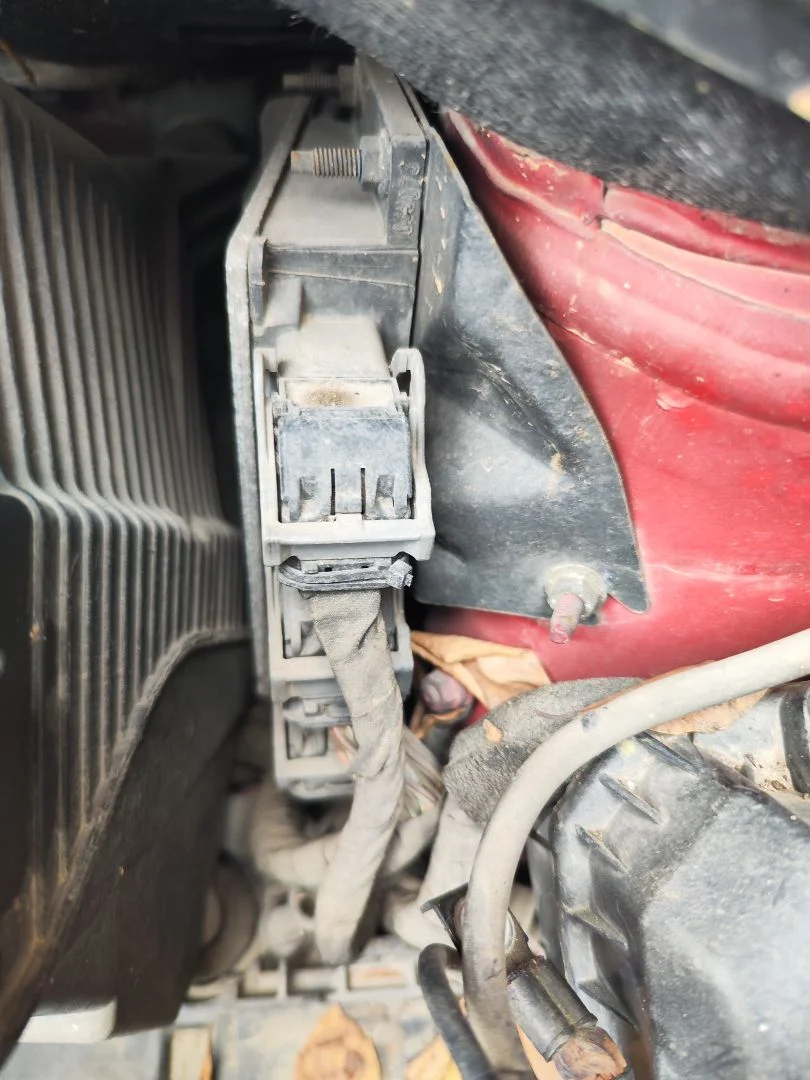 Foto de CENTRALITA MOTOR UCE RENAULT CLIO III 1.5 dCi Diesel CAT (86 CV / 63 KW)