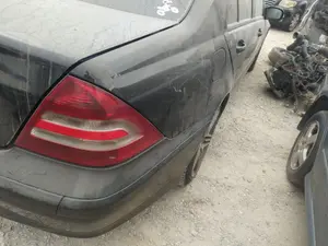Foto de PILOTO TRASERO DERECHO MERCEDES-BENZ CLASE C (BM 203) BERLINA 2.2 CDI CAT (150 CV / 110 KW) referencia A2038202064