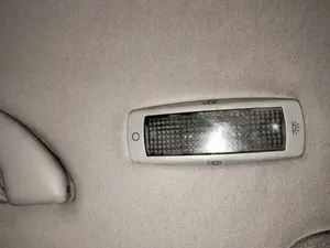 Foto de LUZ INTERIOR VOLKSWAGEN GOLF IV BERLINA (1J1)(10.1997)