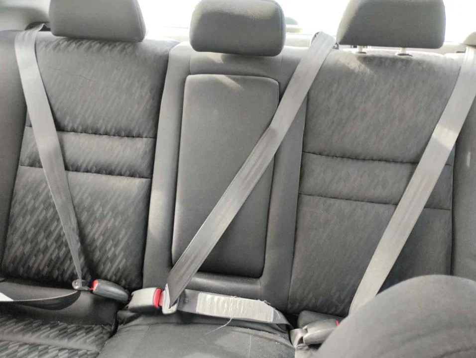 Foto de CINTURON SEGURIDAD TRASERO CENTRAL HONDA ACCORD BERLINA (CL/CN) 2.0 VTEC CAT (155 CV / 114 KW)