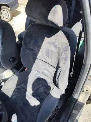 Foto de ASIENTO DELANTERO IZQUIERDO CITROEN XSARA BERLINA 2.0 HDi CAT (RHY / DW10TD) (90 CV / 66 KW) foto 2