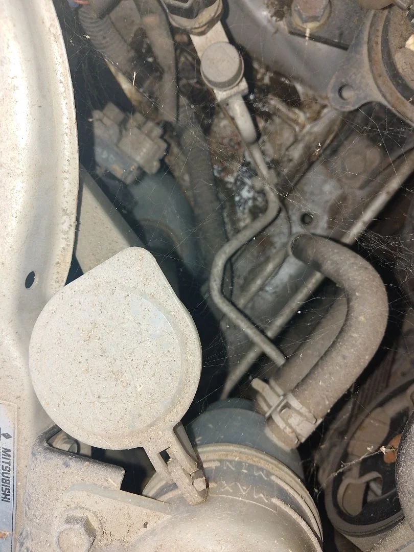 Foto de DEPOSITO LIMPIA MITSUBISHI GRANDIS (NA0W) 2.0 DI-D CAT (136 CV / 100 KW)