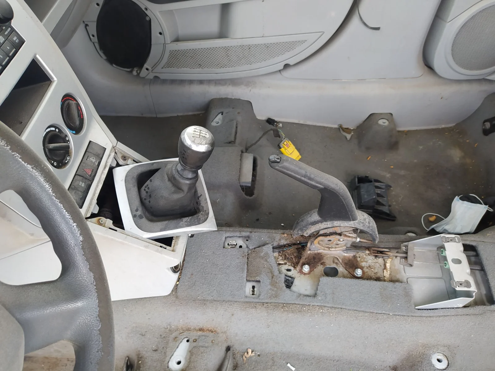 Foto de PALANCA CAMBIO DODGE CALIBER (PM) 2.0 16V CRD CAT (140 CV / 103 KW)