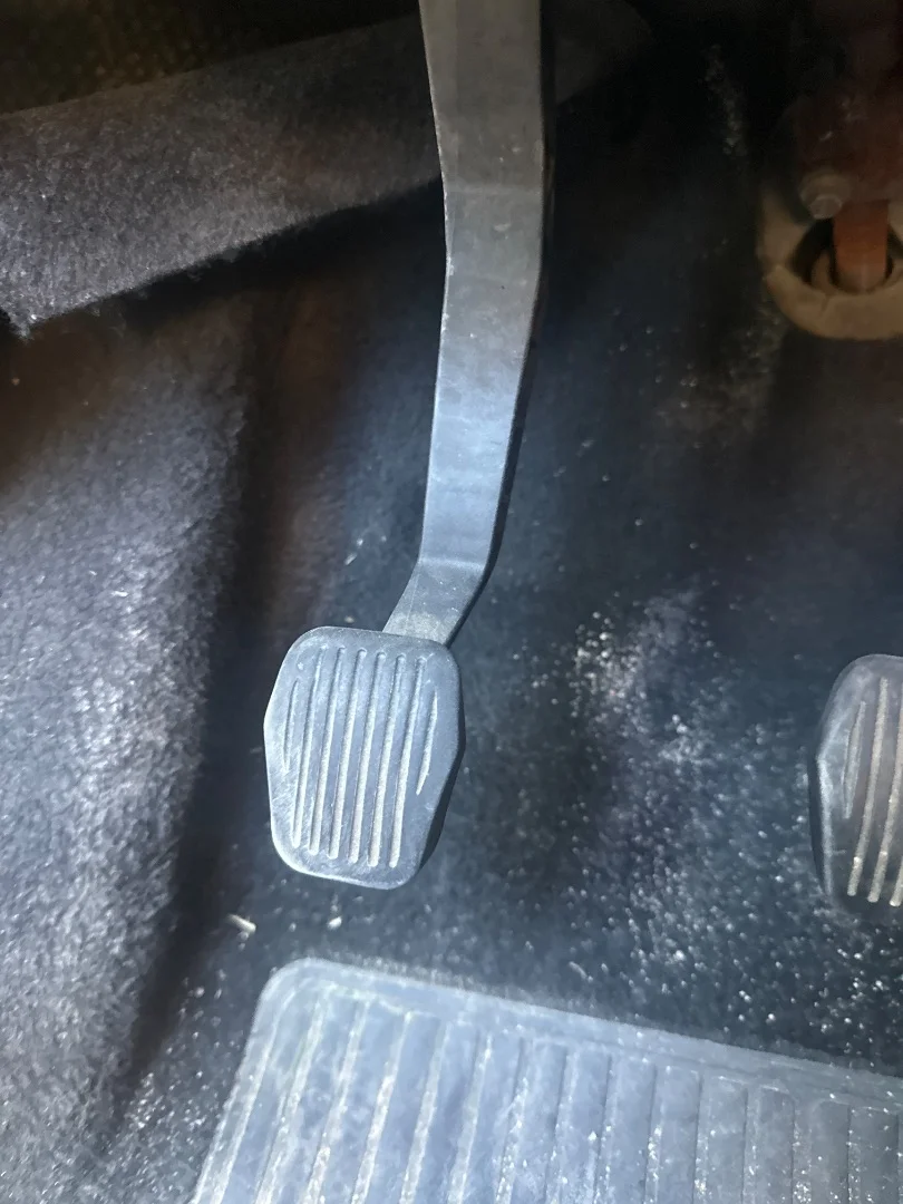 Foto de PEDAL EMBRAGUE FORD FOCUS C-MAX (CAP)(2003) 1.6 TDCi CAT (109 CV / 80 KW)
