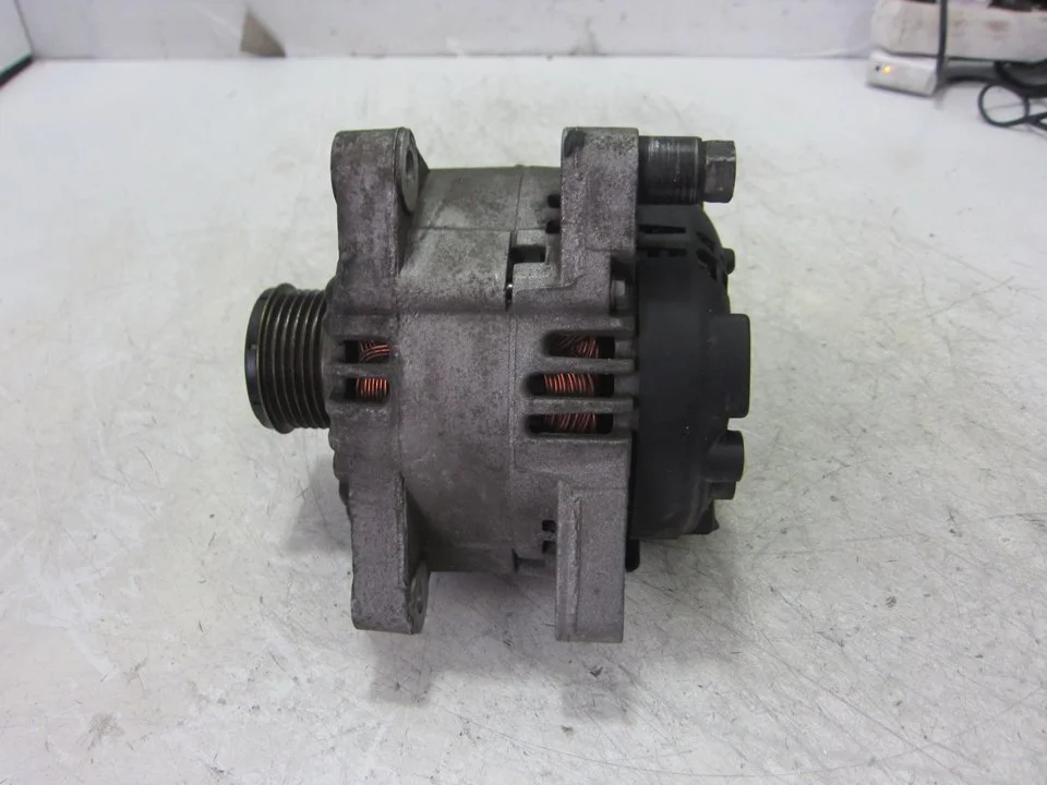 Foto de ALTERNADOR CITROEN C4 BERLINA referencia 9646321780