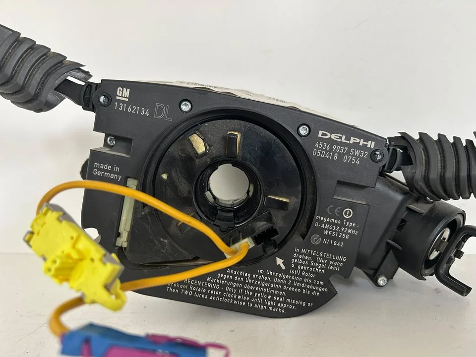 Foto de ANILLO AIRBAG OPEL VECTRA C BERLINA 1.9 CDTI (120 CV / 88 KW) referencia 93172341