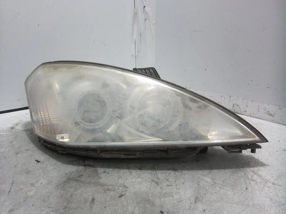 Foto de FARO DERECHO SSANGYONG KYRON 2.0 (141 CV / 104 KW) referencia 8310209100